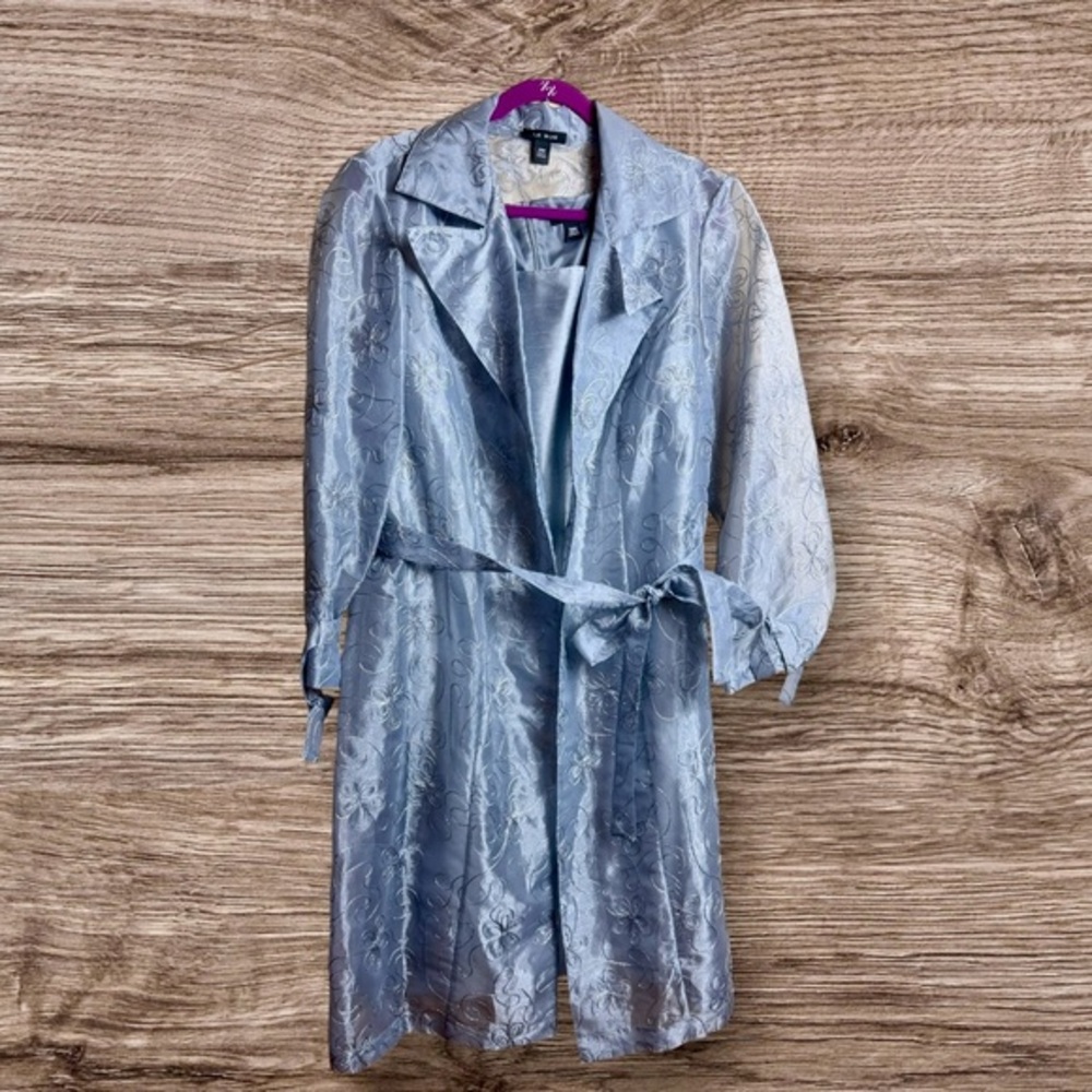 Le Bos silver metallic sleeveless dress with embroidered sheer topper 20W Plus